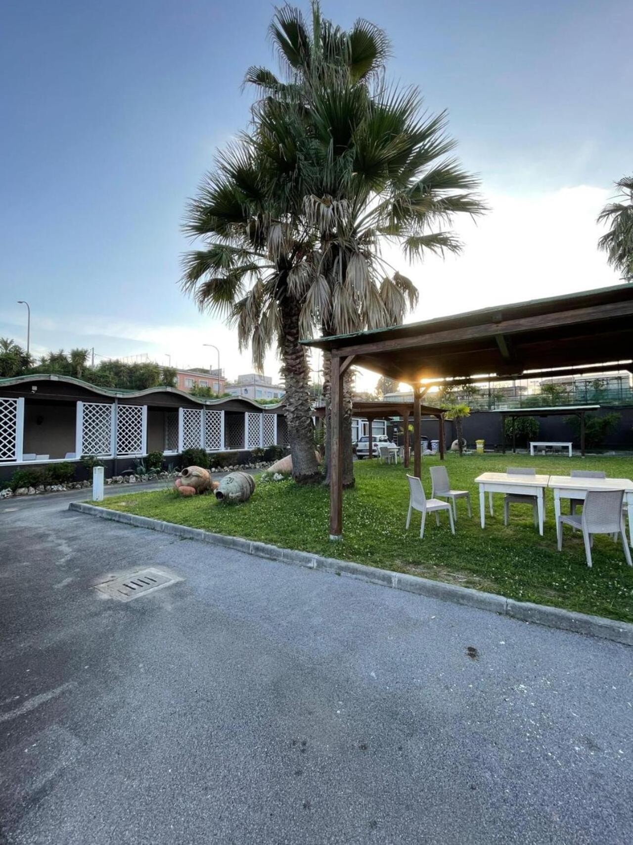 Hotel Federico II Neapel Exterior foto